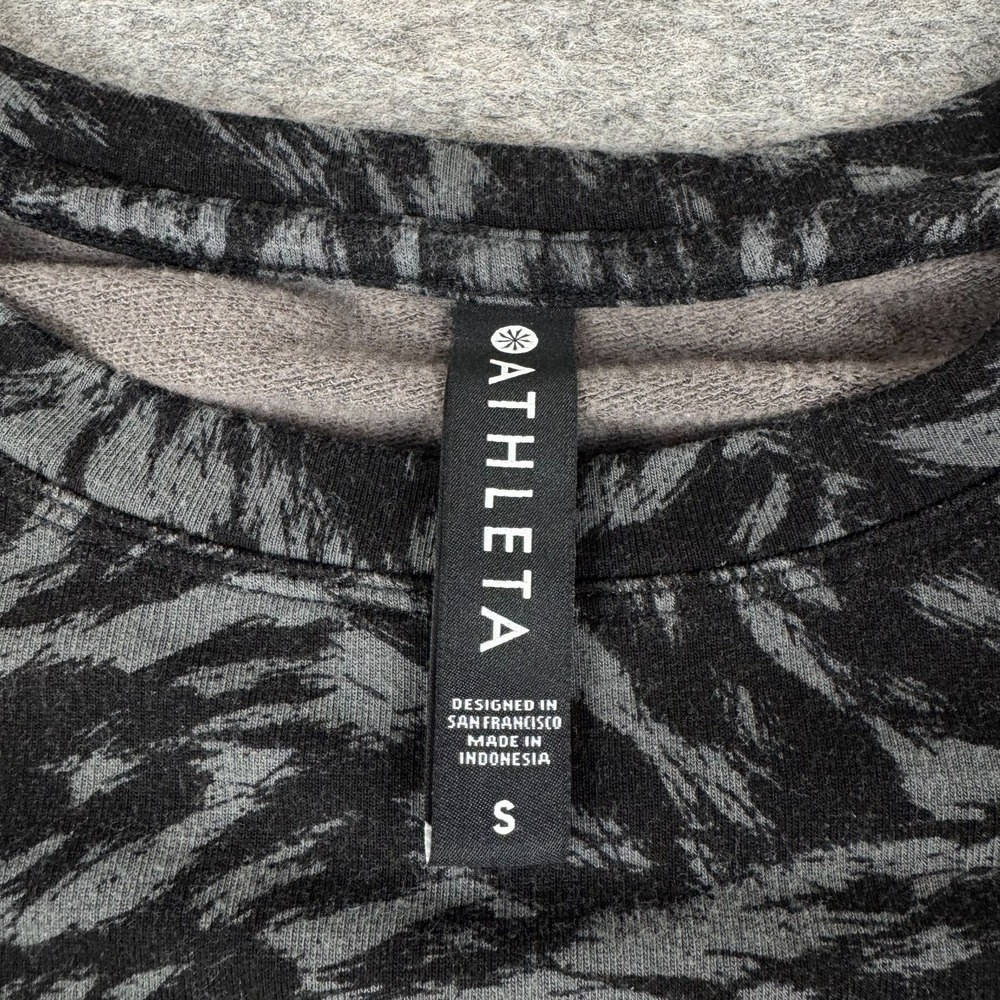 Athleta Balance Sweatshirt Animal Print Black Wmens‎ Small S - Picture 4 of 10